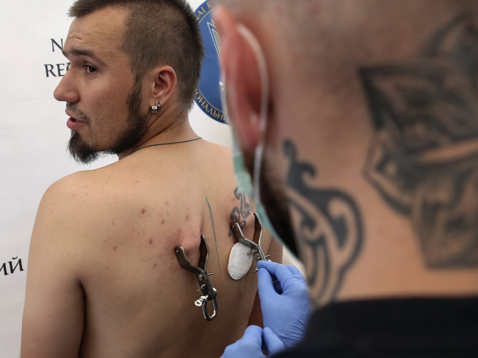 Das ist Pawlo Klets, der ein Jahr älter als seine Freundin ist. Die beiden Ukrainer ...