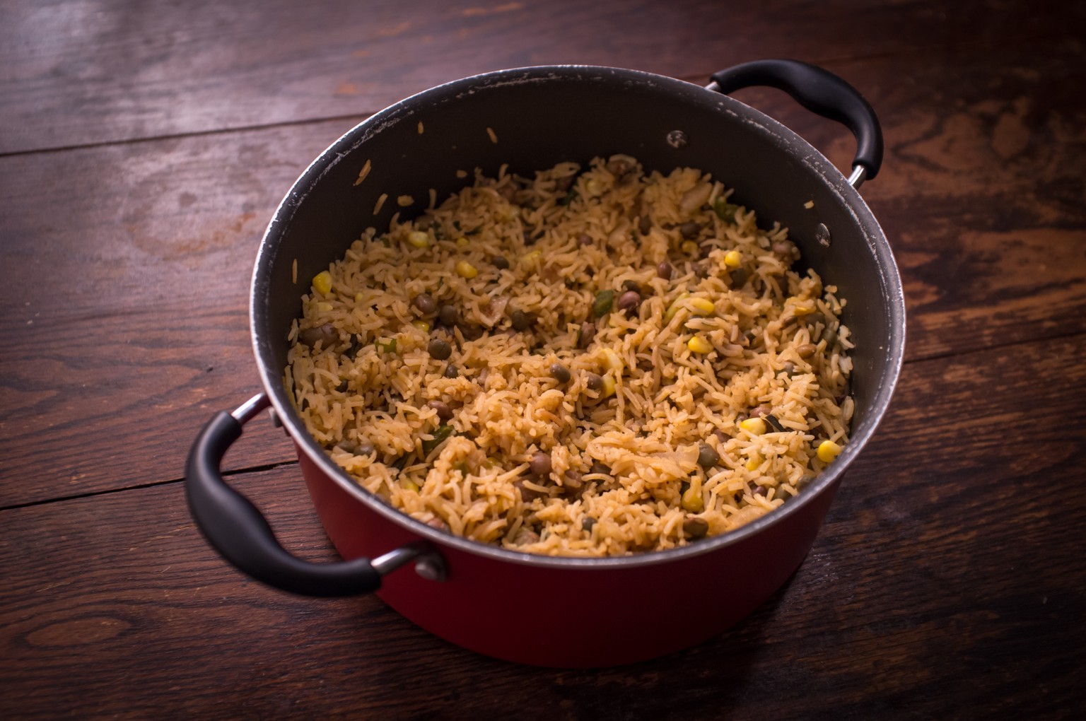 jamaican rice and peas reis und erbsen mais jamaikanisch essen food vegetarisch essen food