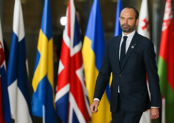 epa06347533 French Prime Minister Edouard Philippe arrives for the EU Eastern Partnership (EaP) Summit in Brussels, Belgium, 24 November 2017. The summit brings together EU heads of states or governme ...