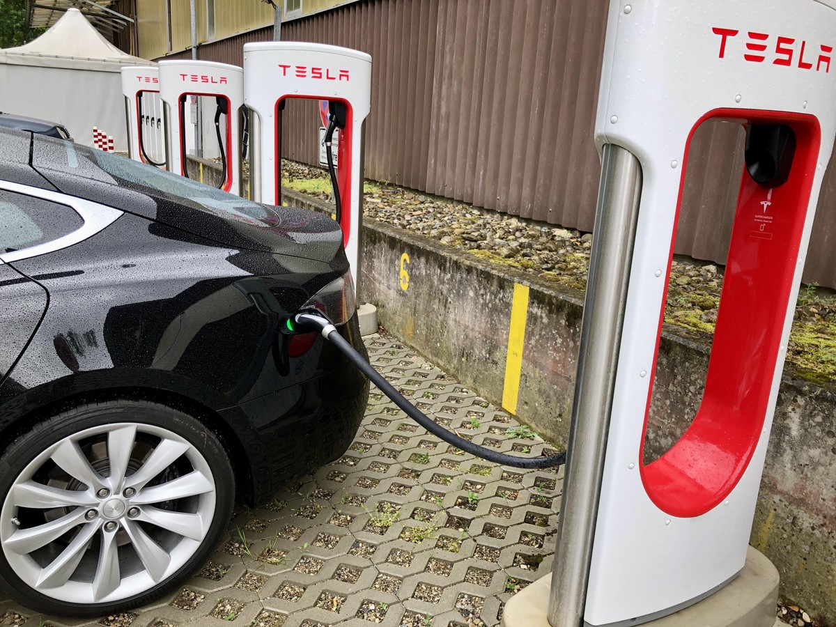 Mit diesem Model S war der watson-Redaktor 2018 auf Autopilot-Testfahrt.