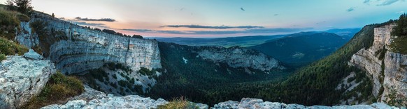 Vom Klassiker bis zum Geheimtipp: Die 15 schönsten Fotomotive der Schweiz
Da habt ihr doch glatt den creux du van vergessen!