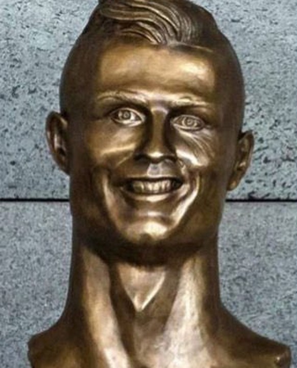 Cristiano Ronaldo Statue