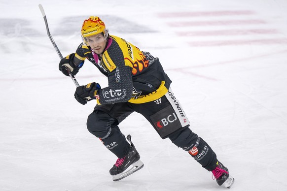 Ajoies PostFinance Top Scorer Jonathan Hazen im Eishockey-Qualifikationsspiel der National League zwischen dem HC Ajoie und den SCL Tigers in der Raiffeisen Arena in Porrentruy, am Freitag, 5. Januar  ...