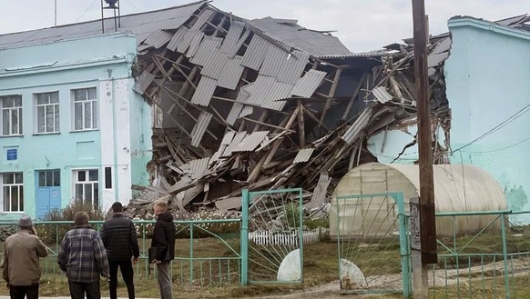 Eingestürzte Schule in der Region Nowosibirsk (Archivbild): 510 Schulen in Russland zählen offiziell als nicht mehr sicher.