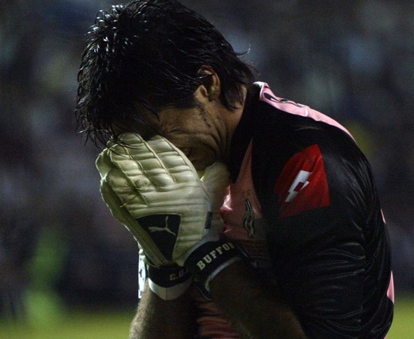 Buffon 2003 nach dem verlorenen Champions-League-Final.