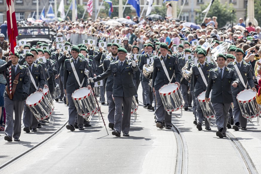 Geldstrafe wegen schiefen Tönen: Die Armee büsste schon drei Musiker, die falsch spielten