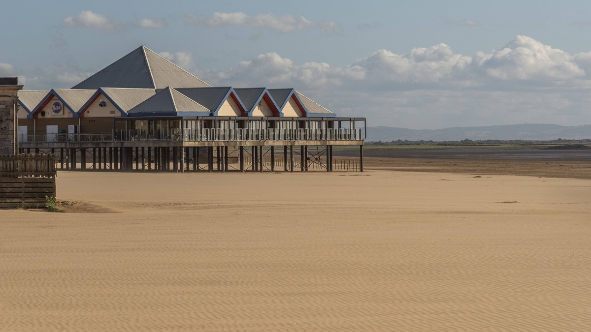 Kostenlos-parken-In-England-d-rfen-Autos-direkt-auf-den-Strand