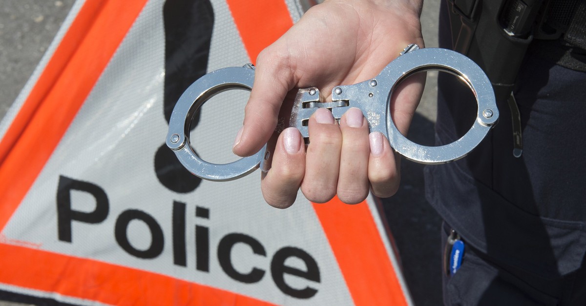 nach-raub-berfall-in-le-locle-ne-10-personen-verhaftet