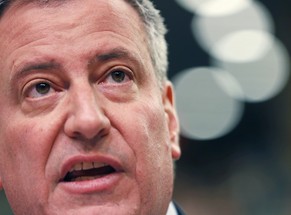 Bill de Blasio zog sich den Zorn der New Yorker Polizisten auf sich.&nbsp;