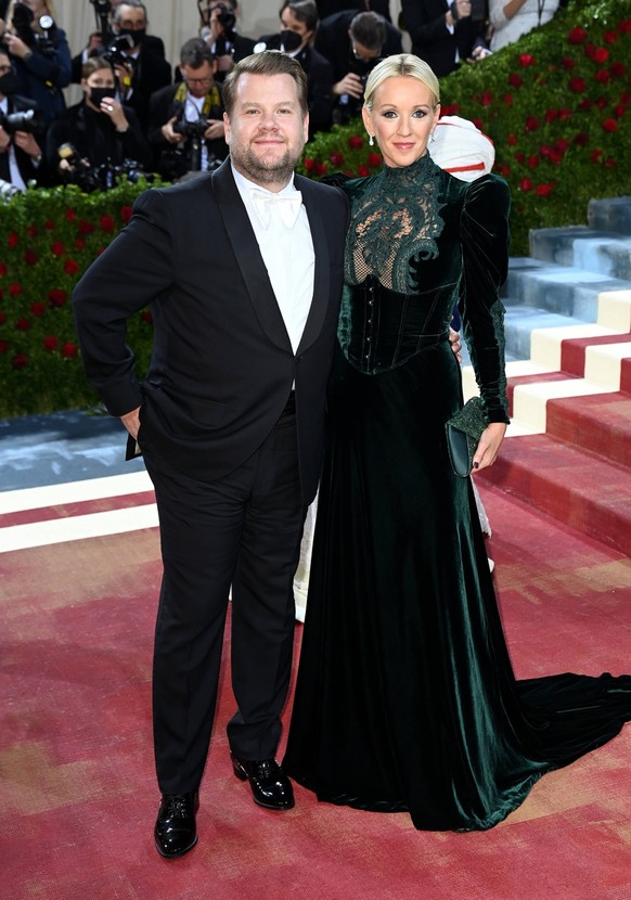 The Met Gala James Corden and Julia Carey arriving at The Met Gala 2022. This years theme is In America, An Anthology of Fashion. The dress code is Gilded Glamour. Held at The Metropolitan Museum of A ...