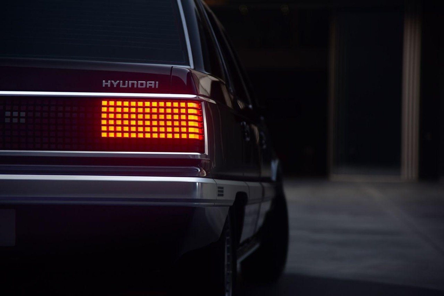 Hyundai Heritage Series Grandeur EV elektroauto retro https://www.hyundai.com/worldwide/en/company/newsroom/hyundai-motor-pays-tribute-to-original-grandeur-flagship-sedan-with-heritage-series-ev-resto ...