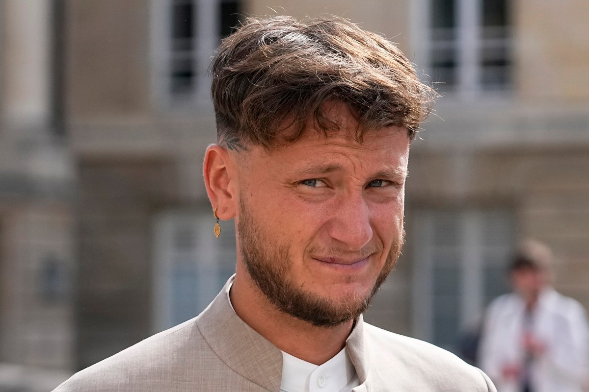 FILE- Raphael Arnault, elected member of far-left party La France Insoumise (LFI) arrives at the National Assembly, Tuesday, July 9, 2024 in Paris. (AP Photo/Michel Euler, File)
Raphael Arnault