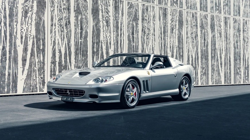 2005 Ferrari Superamerica 
CHF850,000 - CHF1,000,000 

Highly desirable driver-focused specification and attractive colour scheme
One of only 43 examples to feature a six-speed open-gate manual gearbo ...