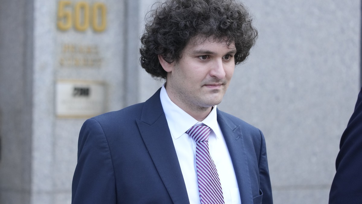 Prosecutors are seeking decades in prison for Bankman-Fried