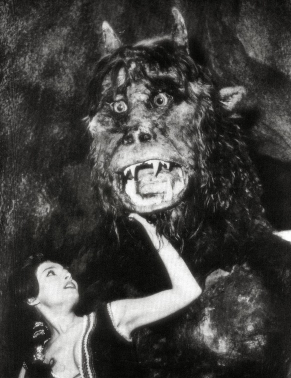 So muss man sich den Minotaurus vorstellen. Aus dem mythologischen Abenteuerfilm «Theseus, Held von Hellas» («Teseo contro il Minotauro») aus dem Jahr 1960.