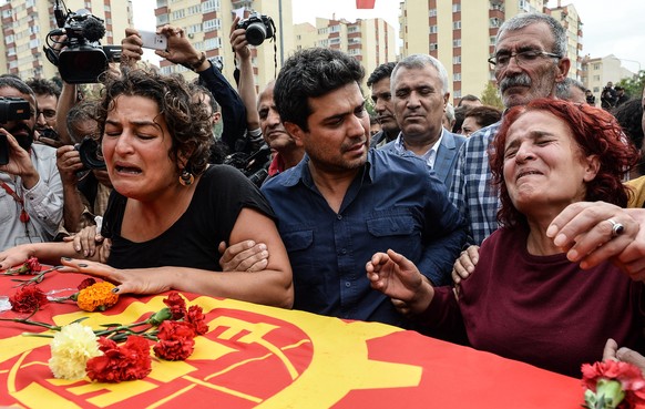 Beerdigung eines Opfers der Attentate am 11. Oktober in Ankara.