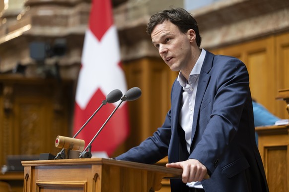 Bastien Girod, GP-ZH, spricht waehrend der Wintersession der Eidgenoessischen Raete, am Mittwoch, 20. Dezember 2023 im Nationalrat in Bern. (KEYSTONE/Anthony Anex)