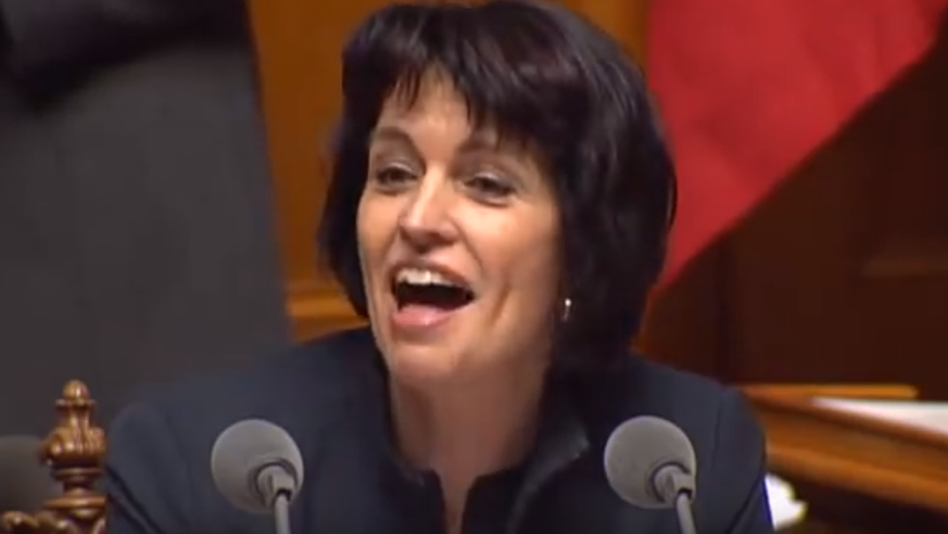 Doris Leuthard konnte sich bei einer Fragestunde kaum mehr halten vor lachen.&nbsp;