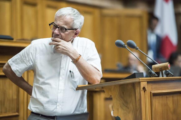 Kurt Fluri, FDP-SO, nimmt eine Frage entgegen, an der Herbstsession der Eidgenoessischen Raete, am Dienstag, 13. September 2016, im Nationalrat in Bern. (KEYSTONE/Alessandro della Valle)