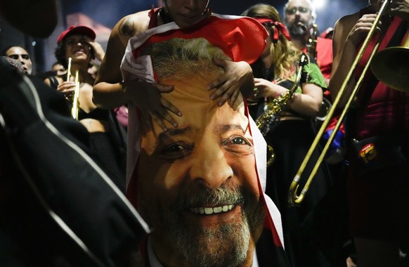 Lula supporters rejoice