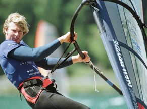 Surf-Legende&nbsp;Björn Dunkerbeck tritt zurück.