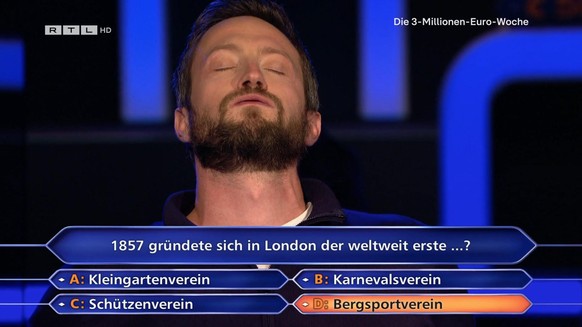 Der Lehrer erzockt sich bei Wer wird Millionär? tatsächlich 500&#039;000 Euro.