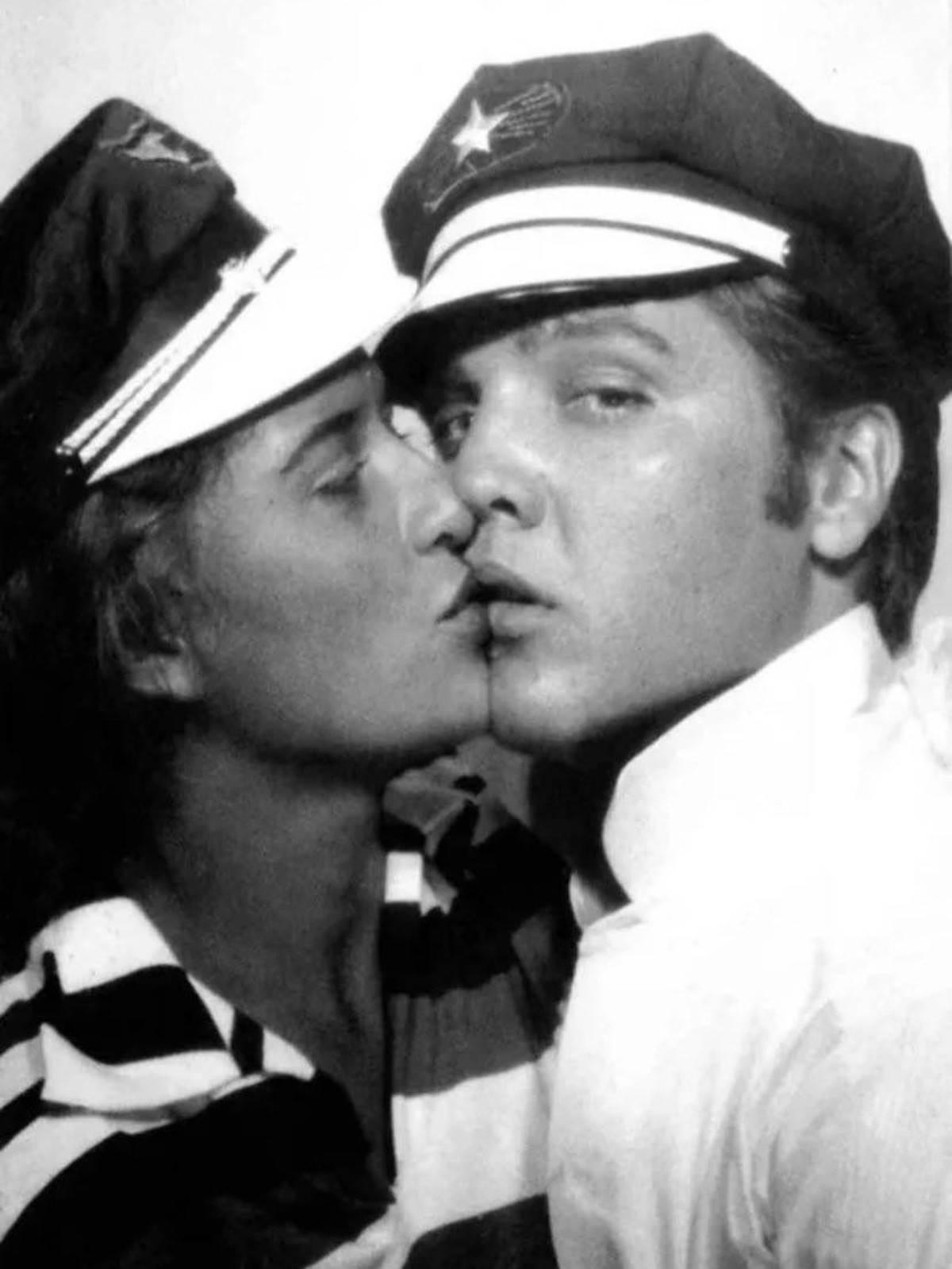 Elvis Presley and girlfriend June Juanico, photos are two frames from a photobooth strip taken in July 1956 in Memphis, Tennessee.
https://www.reddit.com/r/popculturechat/comments/1be515i/vintage_cele ...