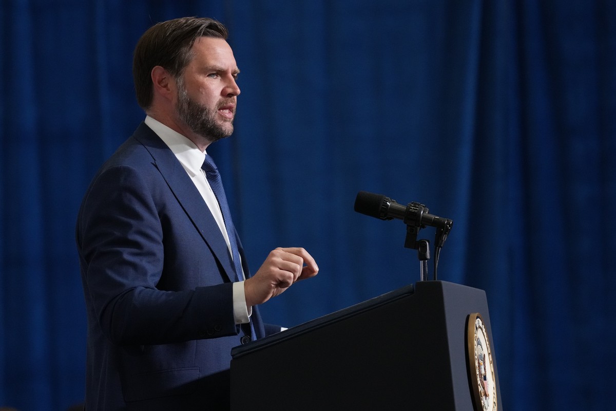 Vice President JD Vance speaks about efforts to combat fraud during an event at the Wisconsin Air National Guard facility at Milwaukee Mitchell International Airport, Wednesday, July 8, 2026, in Milwa ...