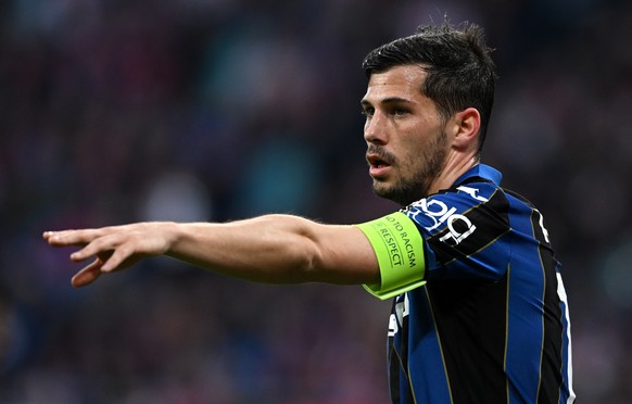 epa09876348 Remo Freuler of Atalanta during the UEFA Europa League quarter final, first leg soccer match between RB Leipzig and Atalanta BC in Leipzig, Germany, 07 April 2022. EPA/FILIP SINGER