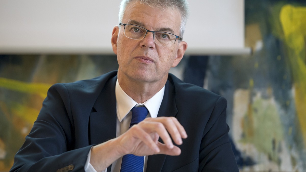 Martin Haeusermann, CEO Solothurner Spitaeler, spricht im Spital Dornach in Dornach am Montag, 14. Maerz 2016. Das Spital Dornach hat an einer Medienkonferenz die Zukunftsstrategie und die geplanten A ...
