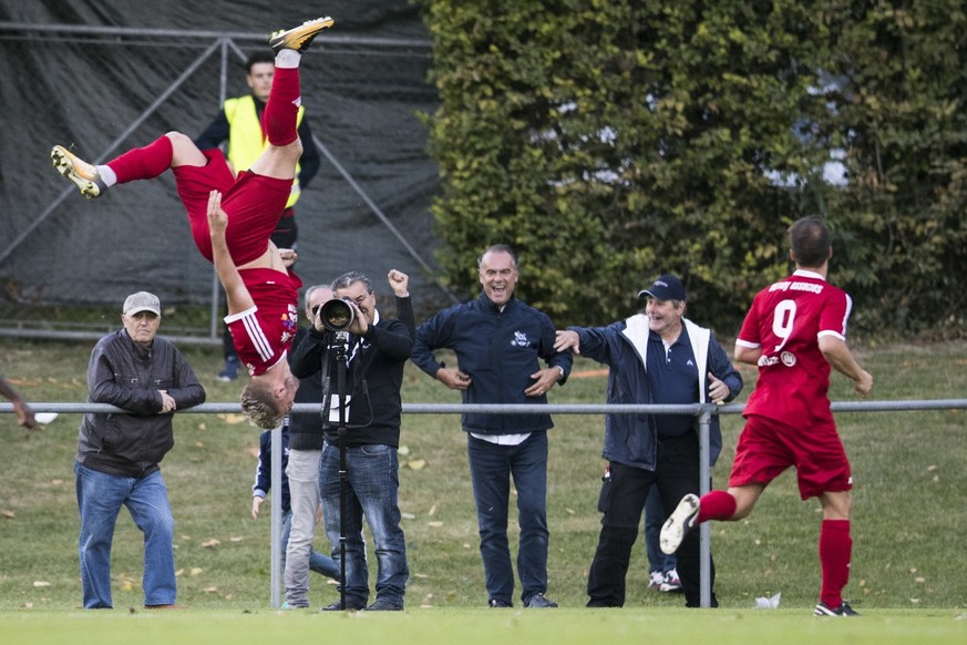 Le joueur vaudois Sonny Kok celebre son but lors des prolongations pendant la rencontre de 16eme de finale de la Coupe Suisse de football entre le FC Stade Lausanne Ouchy et le FC Sion au Stade Juan-A ...