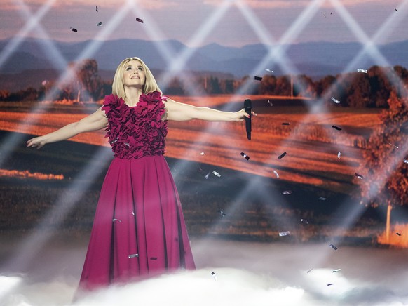 ACHTUNG REDAKTIONEN: SPERRFRIST BIS 22.45 UHR --- Beatrice Egli bei der Aufzeichnung der Swiss Music Awards am Donnerstag, 25. Februar 2021, im Hallenstadion in Zuerich. (KEYSTONE/Alexandra Wey)