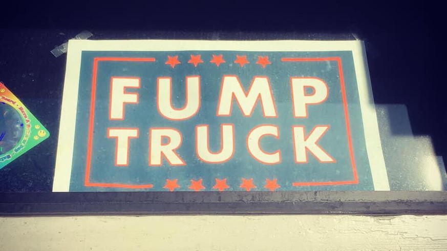 oakland kalifornien fump truck fuck trump