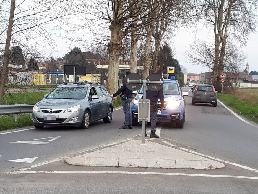 epa08241481 The red zone protection belt in the Lodigiano has begun, provided for by the measures announced by the government for the coronavirus emergency in Lodi, Italy, 23 February 2020. From this  ...