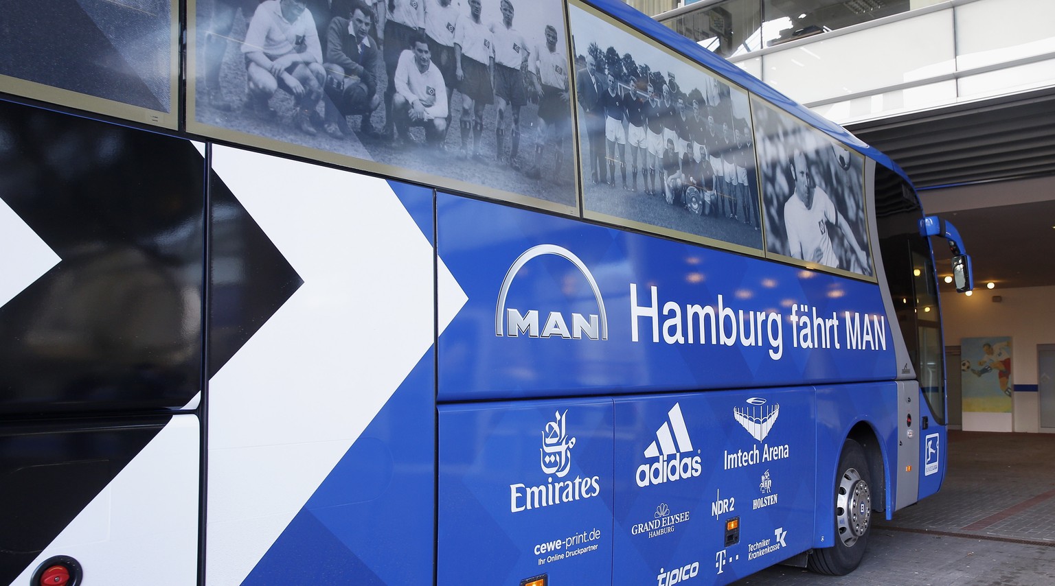 «Hamburg fährt MAN» – so war der Mannschaftsbus in der letzten Saison beschriftet.