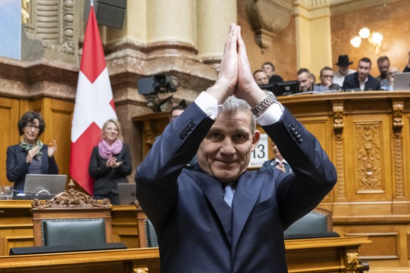 Der soeben zum Bundesrat gewaehlte Beat Jans, Regierungspraesident Basel-Stadt, freut sich ueber seine Wahl waehrend den Gesamterneuerungswahlen des Bundesrates durch die Vereinigte Bundesversammlung, ...