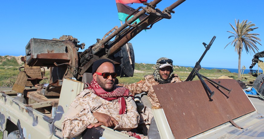 epa07489298 Vehicles and militants, reportedly from the Misrata militia, gather to join Tripoli forces, in Tripoli, Libya, 06 April 2019. According to reports, commander of the Libyan National Army (L ...