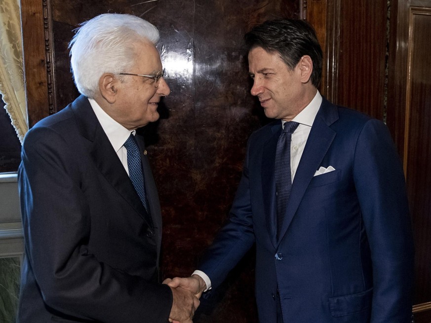 Italiens Staatspräsident Sergio Mattarella beauftragte den bisherigen Ministerpräsidenten Giuseppe Conte mit der Bildung einer neuen Regierung.