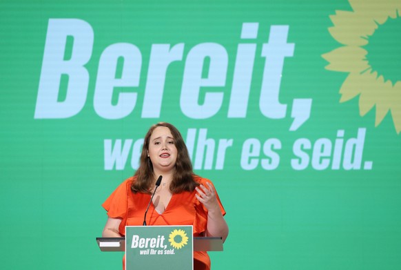 epa09263911 Ricarda Lang, deputy chairwoman of the German Greens Party, speaks at the Greens Party virtual federal party congress in Berlin, Germany, 12 June 2021. During the three-day event, delegate ...