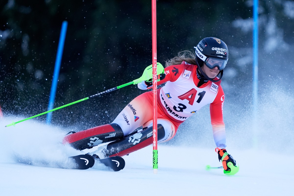 Switzerland's Camille Rast speeds down the course during an alpine ski, women's World Cup slalom in Semmering, Austria, Sunday, Dec. 28, 2025. (AP Photo/Giovanni Auletta)
Austria World Cup A ...