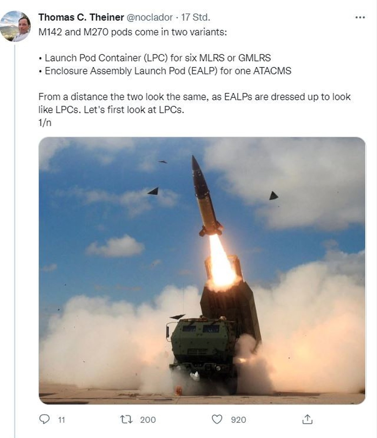 Les HIMARS peuvent être équipés d'un missile ATACMS.