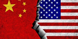 Biden schraubt US-Zölle für E-Autos aus China auf 100 % 😱 – so reagieren China und die EU