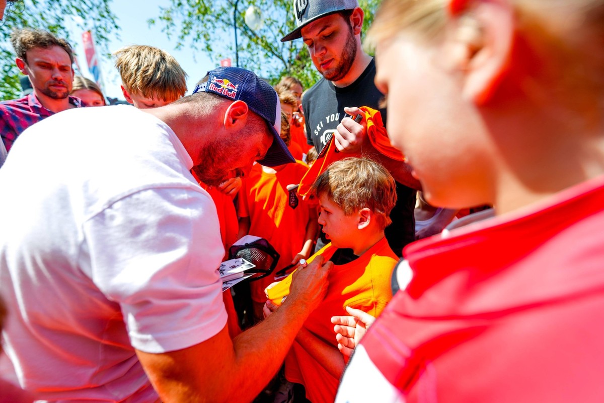 ZOETERMEER, 24-07-2024, DEER VAN DEER-Red Bull Sports , Marcel Hirscher Marcel Hirscher PUBLICATIONxNOTxINxNED x25826101x Copyright: