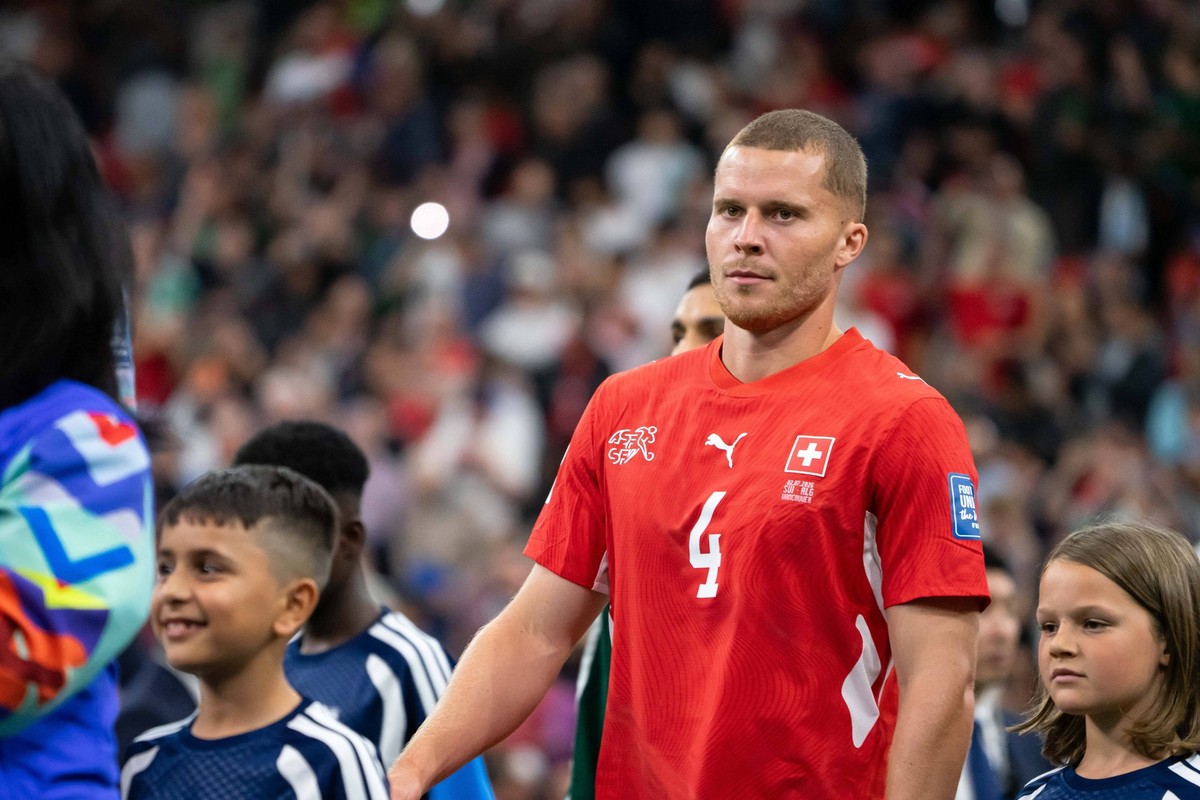 VANCOUVER, CANADA - JULY 2: Nico Elvedi of Switzerland enters the field before the FIFA World Cup, WM, Weltmeisterschaft, Fussball 2026 Round of 32 match between Switzerland and Algeria at BC Place Va ...
