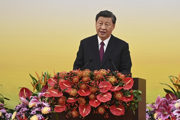 China&#039;s President Xi Jinping gives a speech following a swearing-in ceremony to inaugurate the city&#039;s new government in Hong Kong Friday, July 1, 2022, on the 25th anniversary of the city&#0 ...