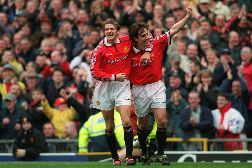 David Beckham &amp; Gary Neville Manchester United, ManU V Everton 22 March 1999 PUBLICATIONxINxGERxSUIxAUTxONLY Copyright: MaryxEvansxAllstarxMarkxLiley 12137899 editorial use only