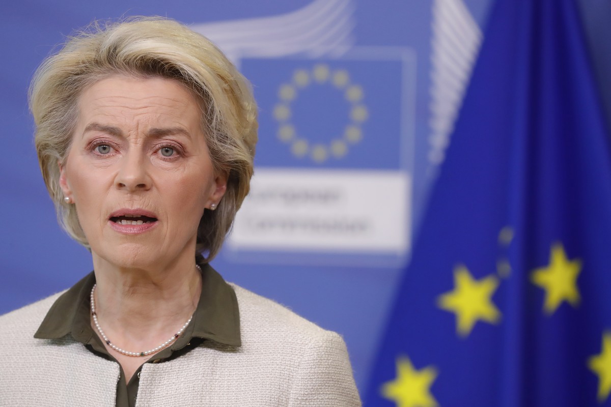 European Commission President Ursula von der Leyen speaks during a press statement at EU headquarters in Brussels, Sunday, Feb. 27, 2022. The European Union's top diplomat is proposing to begin u ...