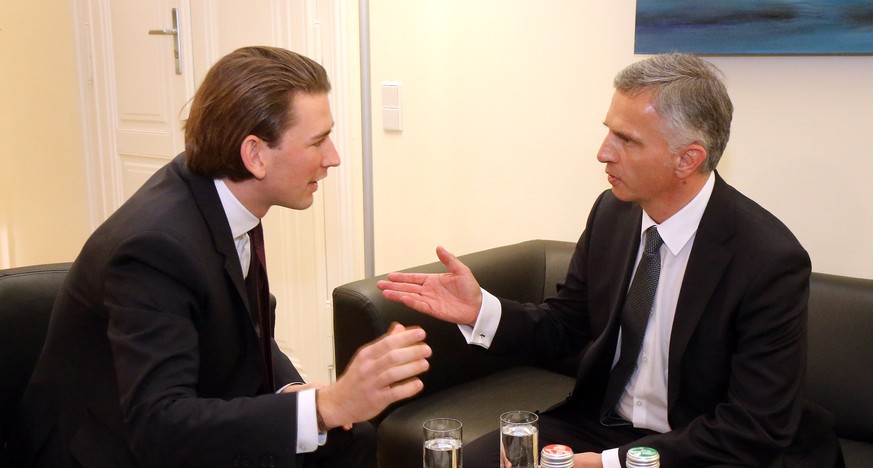 Aussenminister unter sich: Sebastian Kurz mit Didier Burkhalter.