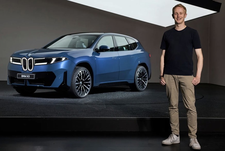 T-Online-Redaktor Christopher Clausen hat sich den iX3 von BMW vorab angesehen.
