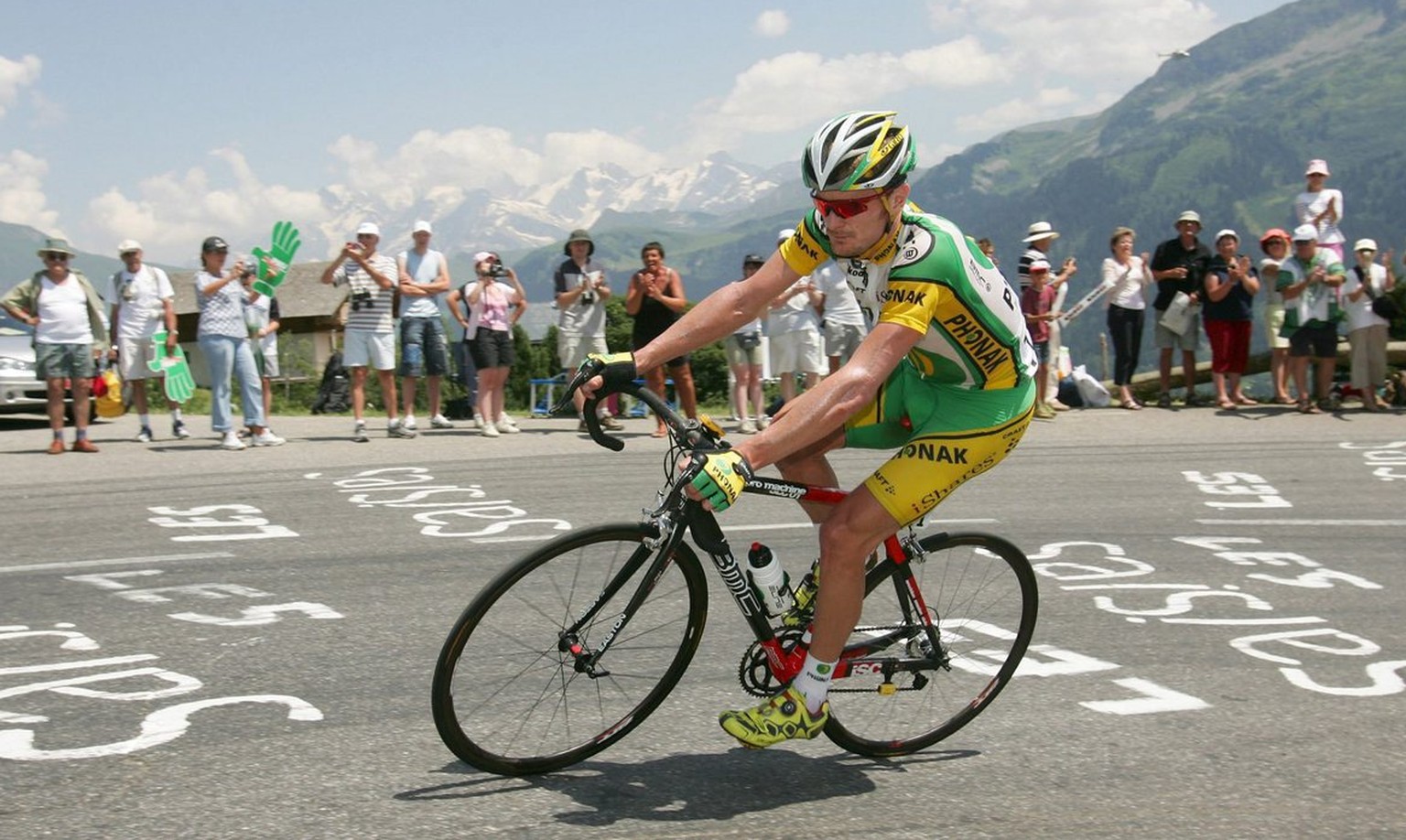 US Floyd Landis (Phonak Hearing Systems team) rides during the seventeenth stage of the Tour de France 2006 from Saint-Jean-de-Maurienne to Morzine France, Thursday 20 July 2006. The seventeenth stage ...